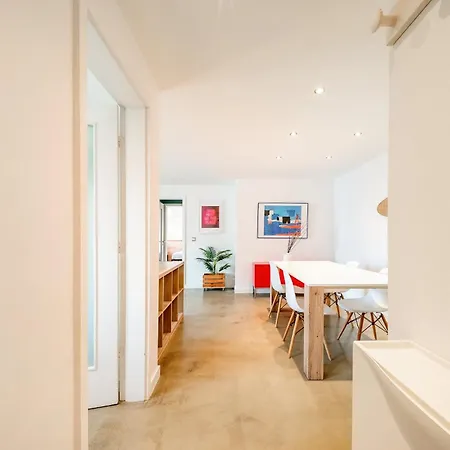 Апартаменты Guestready - Charming Coastal Retreat *