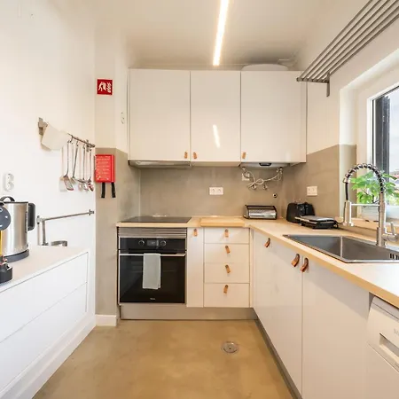 Guestready - Charming Coastal Retreat Апартаменты *